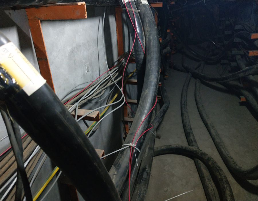 ADSS光纜,OPGW光纜,OPPC光纜,ADSS光纜價格,OPGW光纜廠家,光纜,電力光纜廠家,礦用光纜,湖南漢纜,湖南漢纜通信科技有限公司