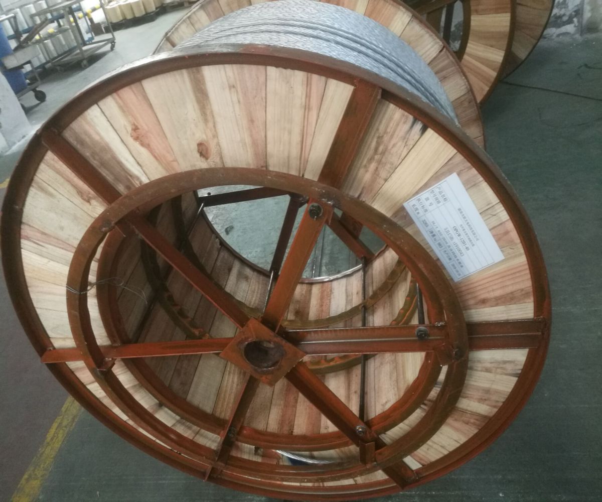 ADSS光纜,OPGW光纜,OPPC光纜,ADSS光纜價格,OPGW光纜廠家,光纜,電力光纜廠家,礦用光纜,湖南漢纜,湖南漢纜通信科技有限公司